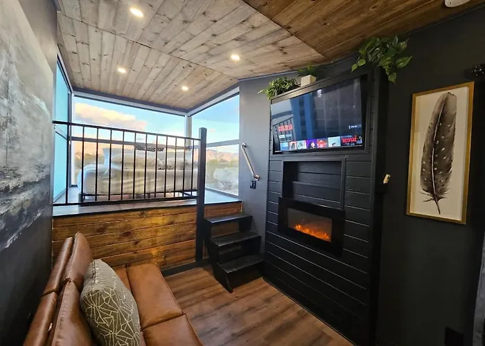 Holiday home Rockstar Luxury Glamping 360 Views W Evcharger Meadview