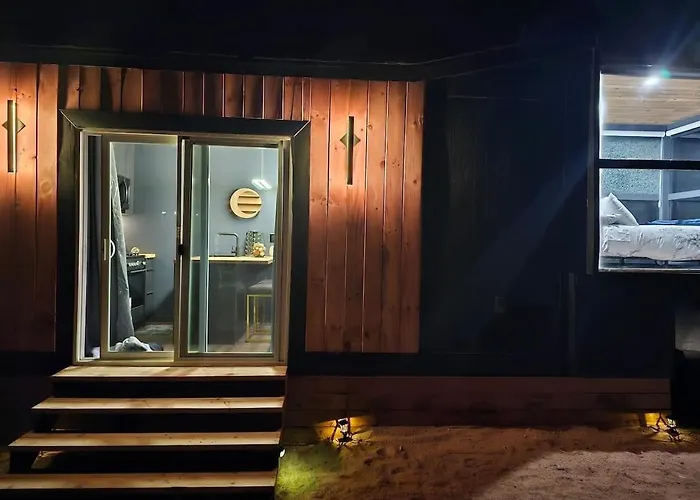 Rockstar Luxury Glamping 360 Views W Evcharger Holiday home