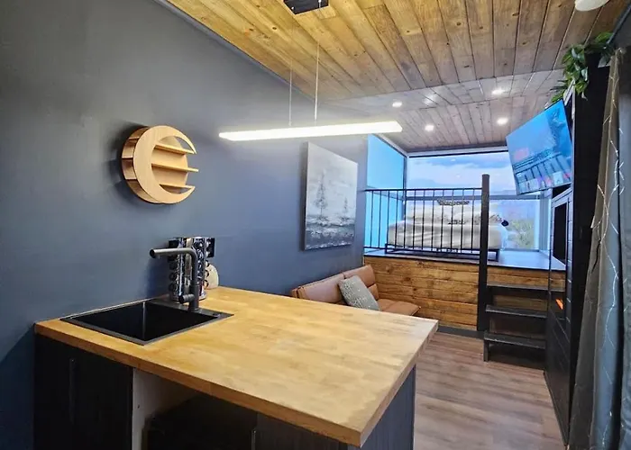 Holiday home Rockstar Luxury Glamping 360 Views W Evcharger *