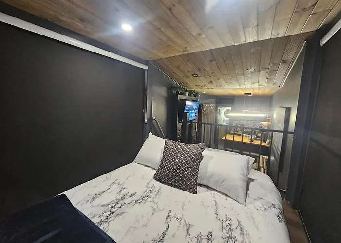 Rockstar Luxury Glamping 360 Views W Evcharger Holiday home Meadview
